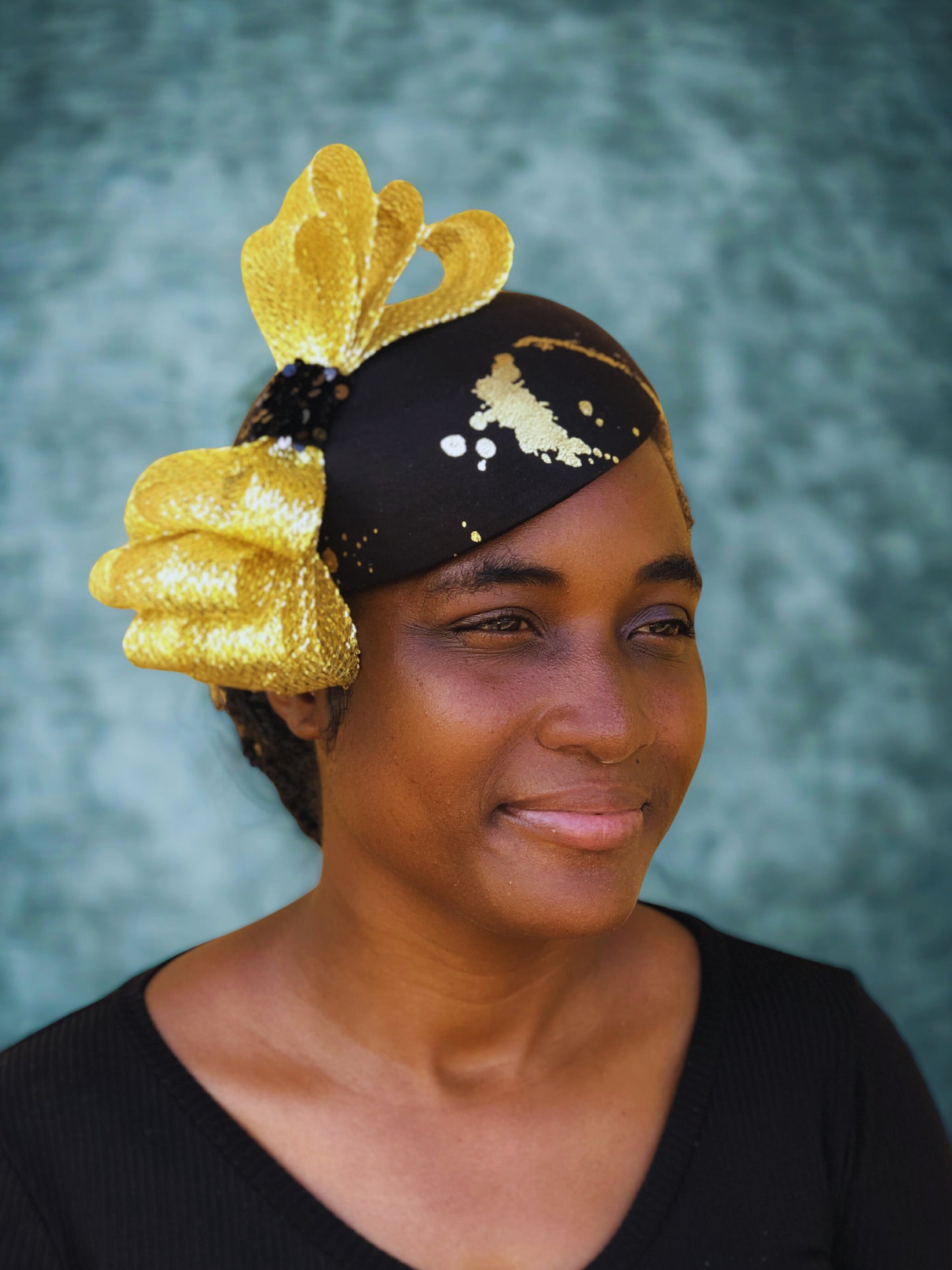 Black & Gold Statement Fascinator