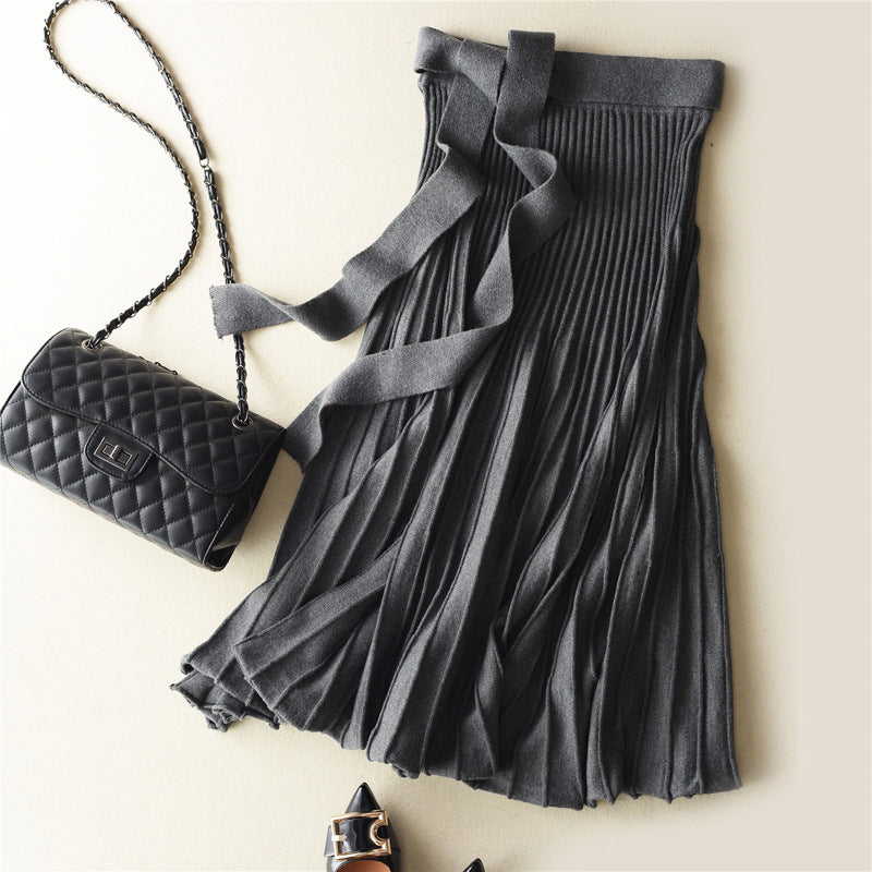 Pleated Knit Skirt