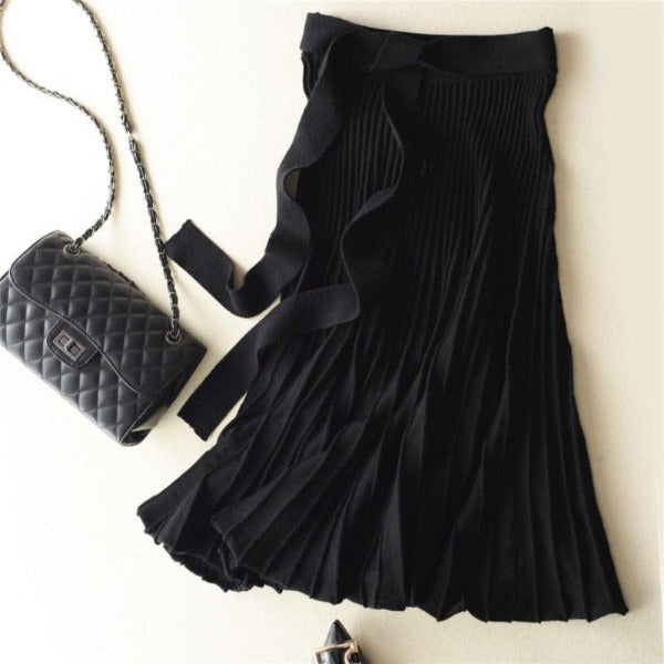 Pleated Knit Skirt