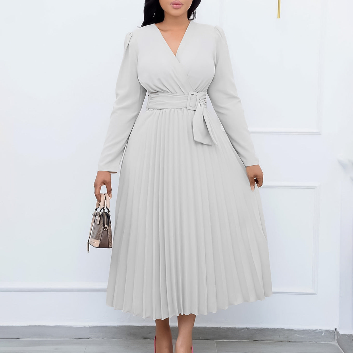 Long Sleeve Solid Color V-neck Pleated Dress