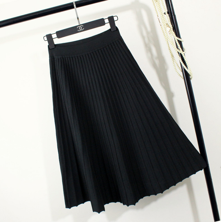 Solid Color Knit Skirt