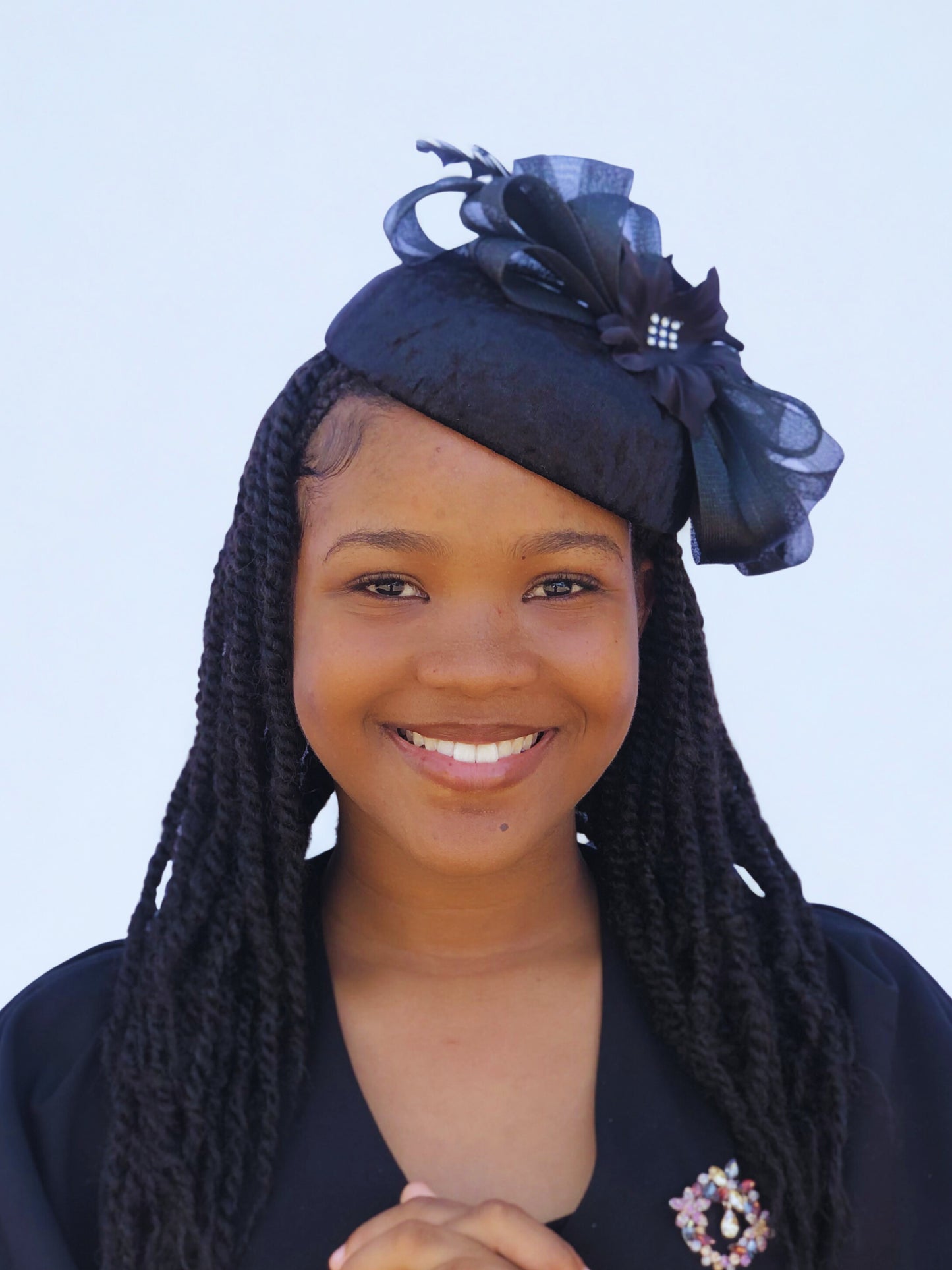 Elegant Black Fascinator Hat – Timeless Church &amp; Special Occasion Headpiece