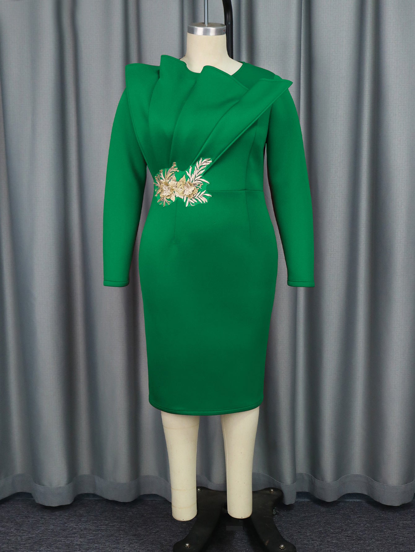 Women's Embroidery Fashion Long Sleeve Dress