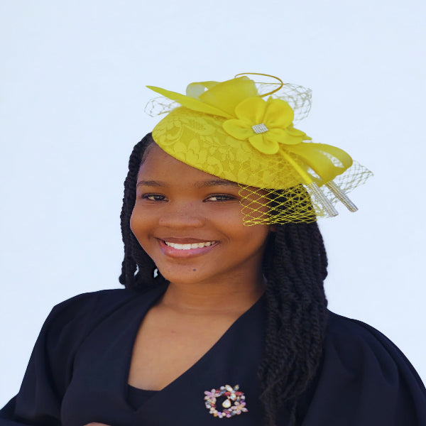 Yellow Lace Fascinator Hat – Elegant Church &; Wedding Headpiece